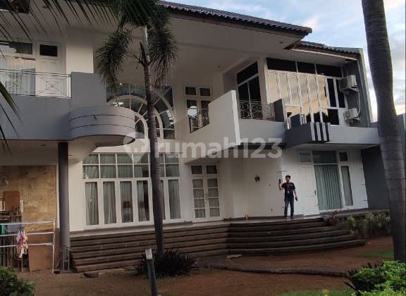 Dijual Rumah Menteng Classic Area Tenang Jakarta Pusat