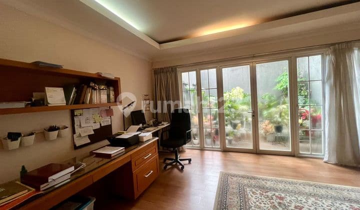 Dijual Rumah Menteng Interior Cakep Bangunan Kuat