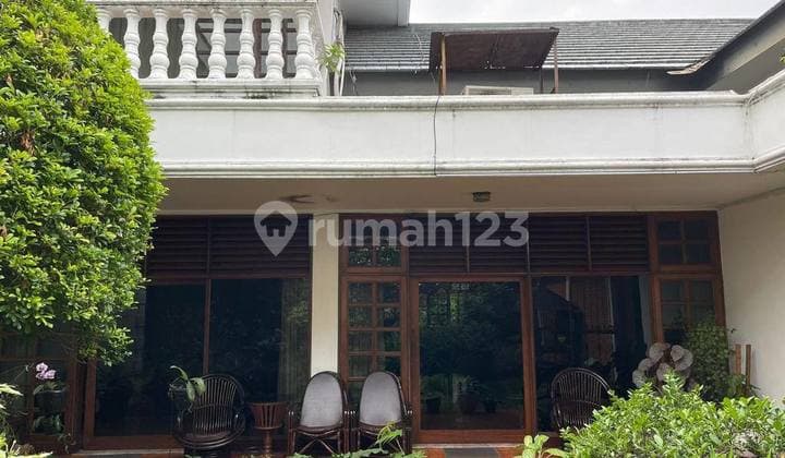 Dijual Rumah Lama Terawat di Menteng Jakarta Pusat