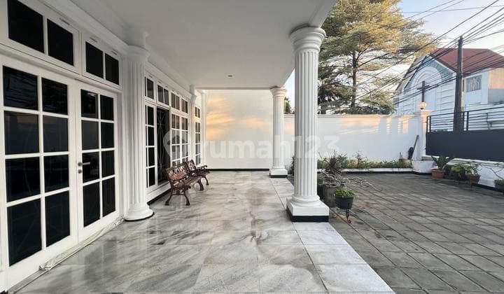 Dijual Rumah Menteng Area Tenang Kondisi Bagus Jakarta Pusat
