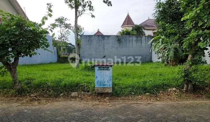 Dijual 2 Unit Tanah Siap Bangun Lokasi Strategis Daerah Araya Golf Malang