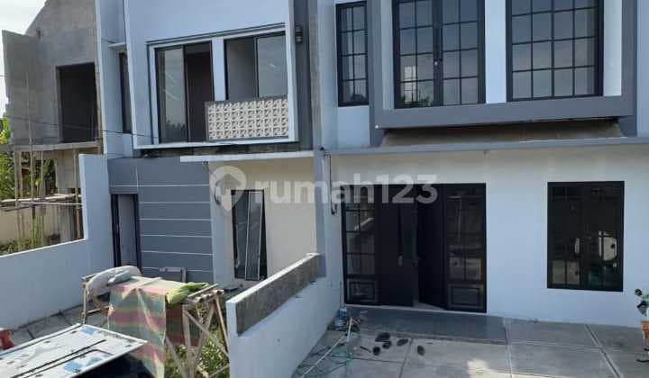 Rumah Baru 2 Lantai Cipayung Lubang Buaya Siap Huni
