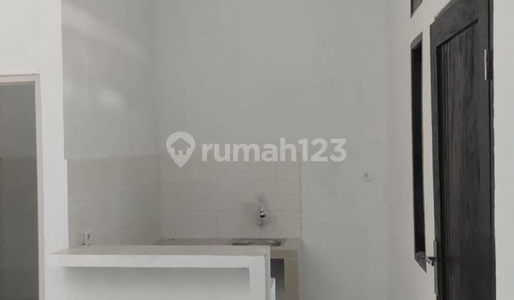 Rumah 2 Lantai Siap Huni Masuk Mobil Bebas Banjir