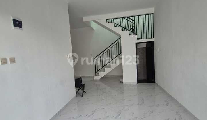 Di Jual Rumah 2 Lantai Berada di Harjamukti Cimanggis Depok