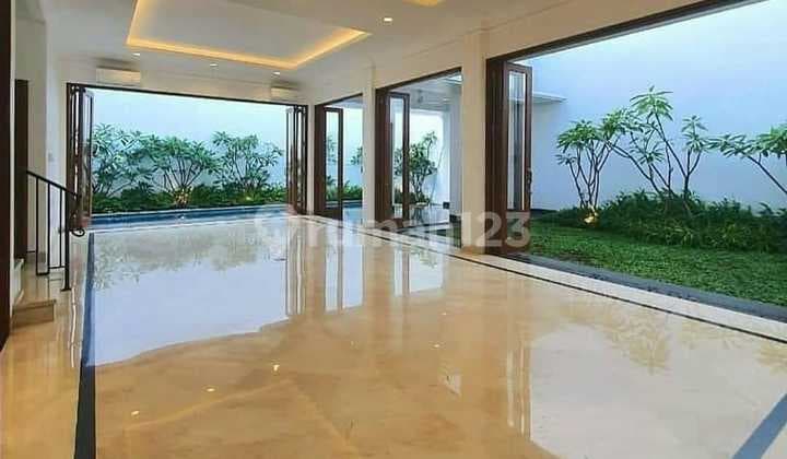 For Sale Beautiful and Aesthetic Residential Home