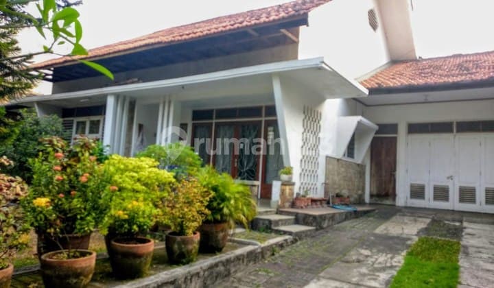 Dijual Rumah Tua Bervelue Tinggi di Tebet