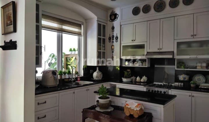 Dijual Rumah Cantik Hunian Sudah Renovasi