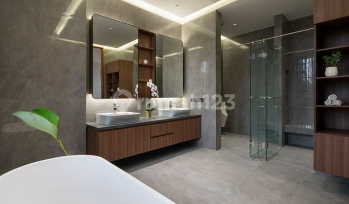 For Sale Modern Tropical House Corner Position in Kemang