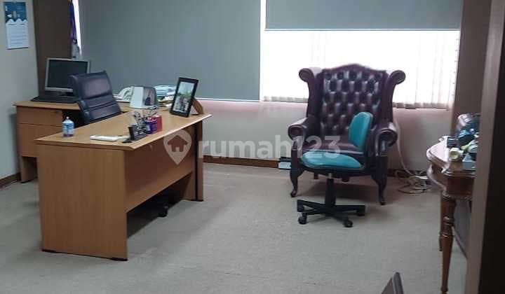 Disewakan Ruko Siap Pakai di Menteng