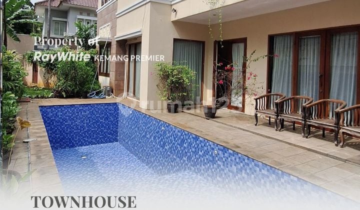 Rumah Cantik Dalam Townhouse di Ampera, Jakarta Selatan