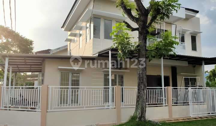 Dijual Cepat Rumah Siap Huni Posisi Hoek di Sektor 8A Gading Serpong