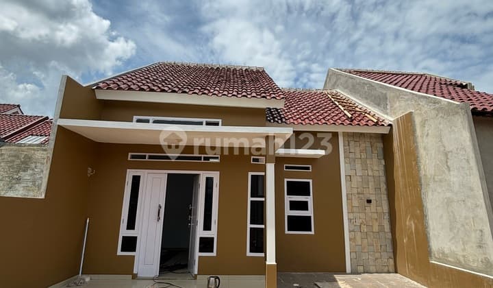 Rumah Bagus Harga Murah SHM di Sawangan Depok