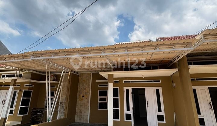 Rumah Mezzaninamar Tidur SHM Dekat Tol dan Halte Busway
