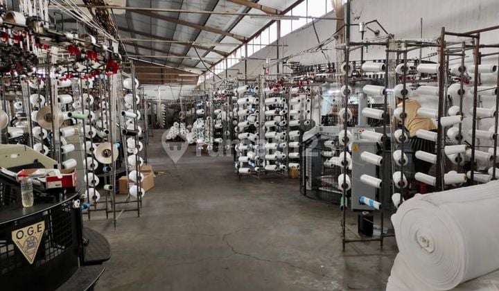 Jual Gudang/Pabrik Rajut Lokasi Strategis SHM