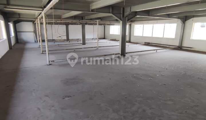 Warehouse in Kopo 2000M² Strategic Location Flood-Free