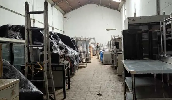 Gudang di Kopo Sukamenak 1125.0 M² SHM