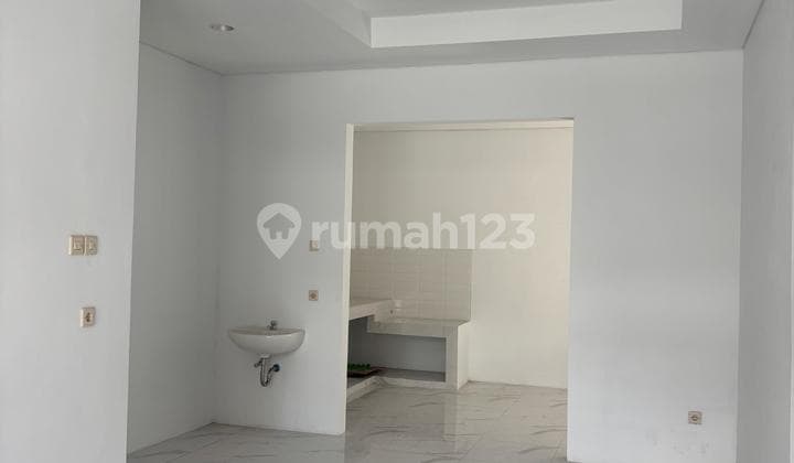 Rumah Full Renovasi di Taman Cibaduyut Indah