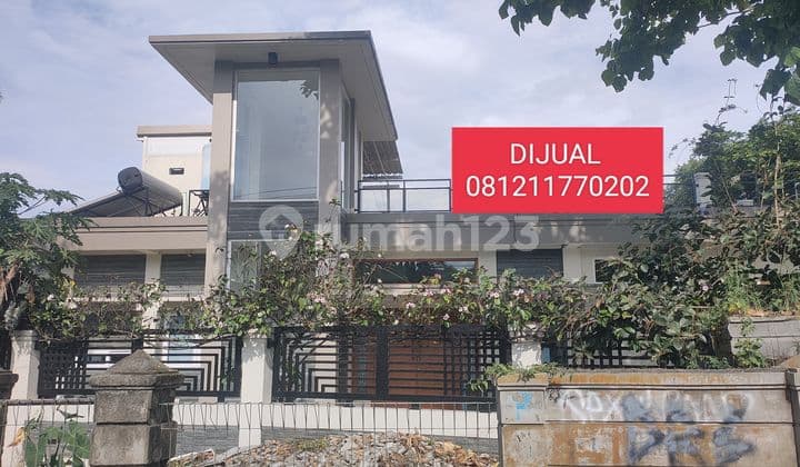 Rumah Cantik Suasana Asri & Pemandang Pegunungan di Dago Pakar