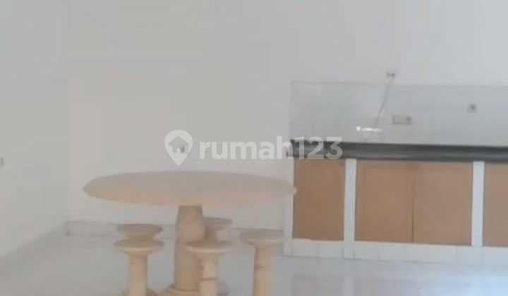 8Aldisewakan Rumah 8X15 Baru Renovasi Semi Furnish Muara Karang