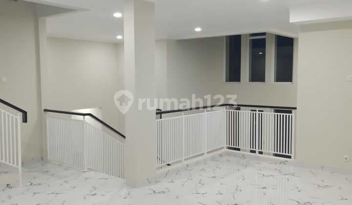 23Aldijual Rumah 4 KT Cluster The Green Vineyard BSD
