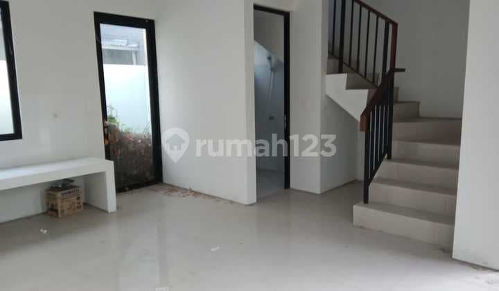 6Al For Rent House Green Lake City Asia 8X18 KT 3+1