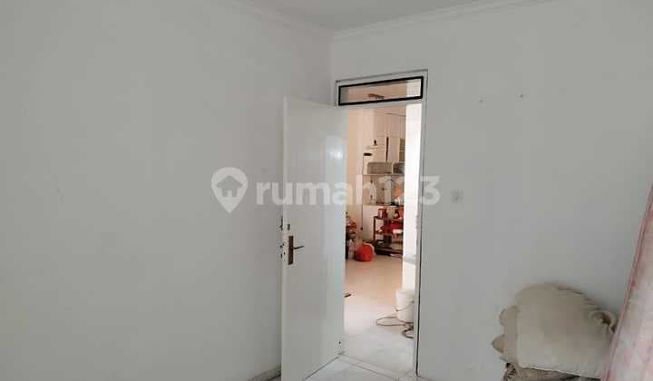 For Rent: 21 Newly Renovated House 6x15 m2 in Kosambi Housing Complex
