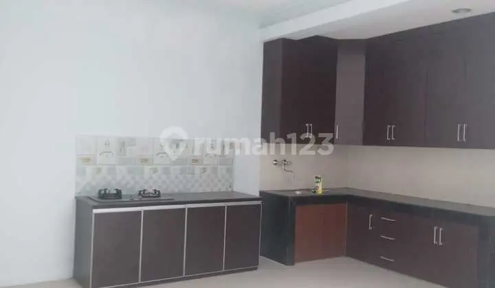 FOR SALE: 6x18 American/Latin Style House at Green Lake City