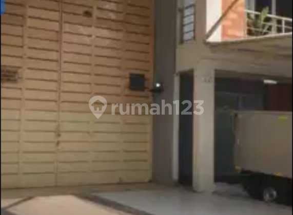 For Rent: Government Training Warehouse