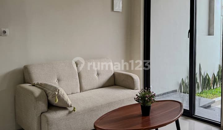House in Nusa Loka BSD City with Easy Access to Ciater Vireya Tanakayu