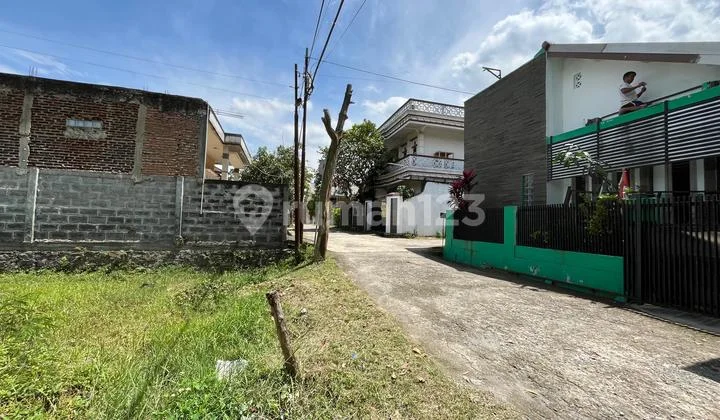Quick Sale: 300M² Land with SHM in Jatinangor, Price 1.17 M Negotiable!