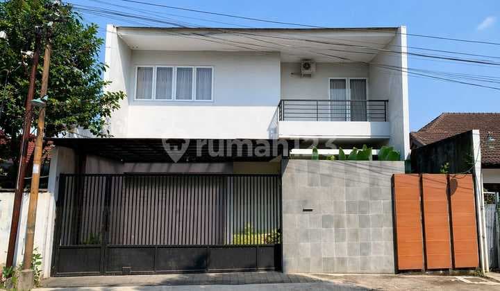 Exclusive Luxury House in Upper Semarang, Flood-Free, Guaranteed Privacy.