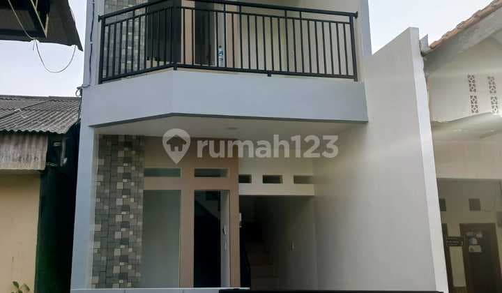 Rumah 2 Lantai Peninggilan H.mencong