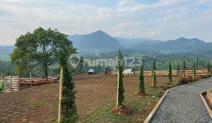 Tanah Kavling Bernuansa Eropa Classic dengan View Pegunungan