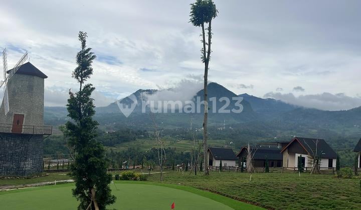 Tanah Eksotis Bernuansa Eropa View Pegunungan dengan Udara Sejuk