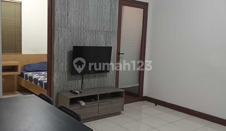 For Rent: Ready-to-Occupy Apartment in a Strategic Location in North Bandung, Close to Renowned and Favorite Universities in Bandung and Near an International School.