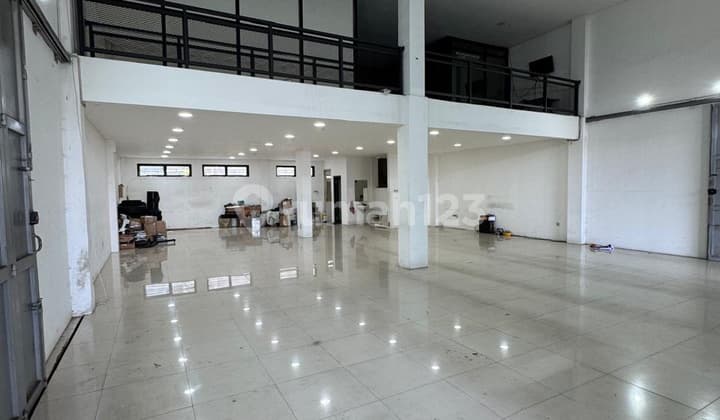 Disewakan Ruko Siap Pakai di Bkr Dekat Soekarno Hatta Bandung