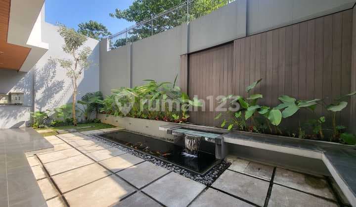 Dijual Cepat Rumah Mewah Full Furnished Full Marmer dan Granit di Kota Baru Parahyangan Bandung
