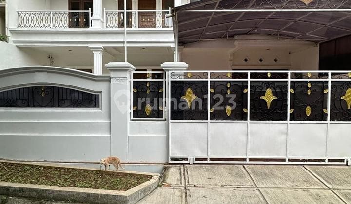 Dijual Rumah Siap Huni Dekat Toll di Cinere