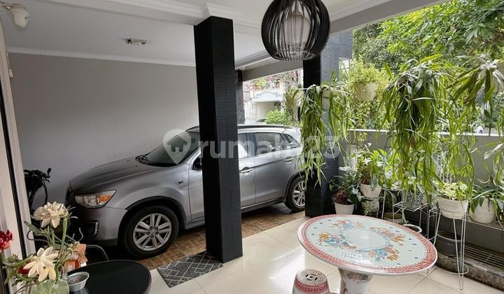 Dijual Rumah Siap Huni Tiga Puluh Menit ke Pondok Indah