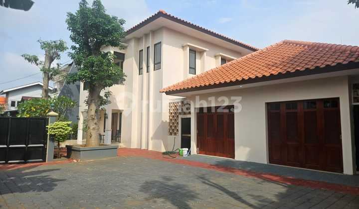 Dijual Rumah Siap Huni di Gandaria Jakarta Selatan