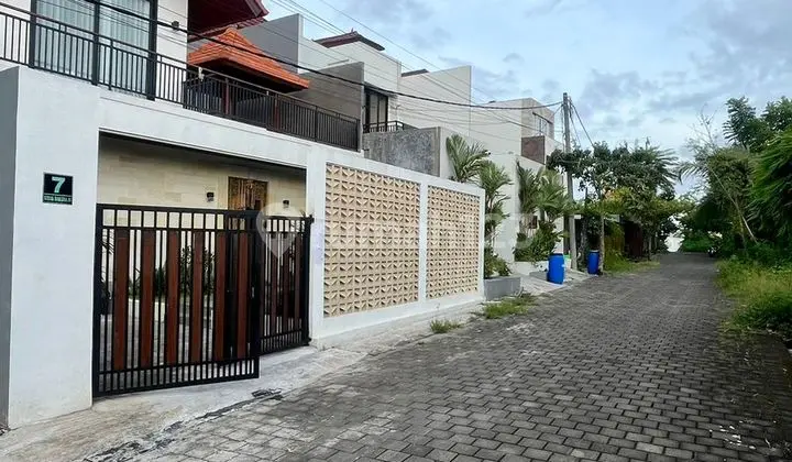 Romantic Villa in Tibubeneng Bali | Private Pool Suitable for Honeymoon