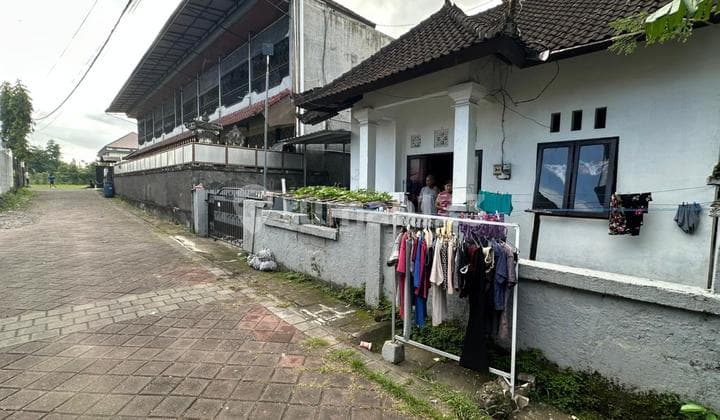 Minimalist House for Sale, Easy Access to Everywhere