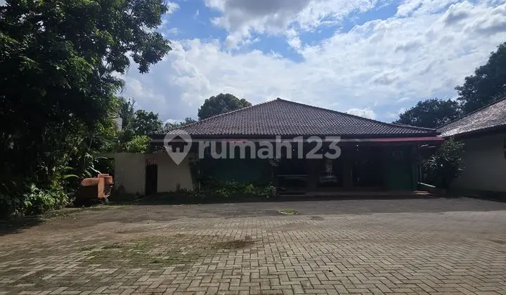 Old House Land Calculation Suitable for Housing or Office