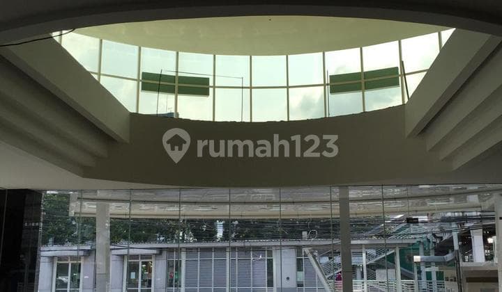Dijual Gedung Perkantoran Komersial Warung Buncit