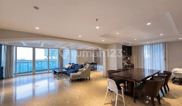 Penthouse Royale Springhill Kemayoran - Lavender Tower 37th Floor - Spectacular City View!