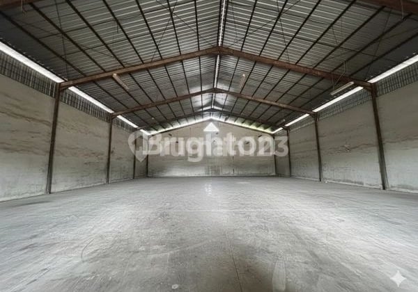 Gudang Strategis 1.500 M² Siap Pakai - Dekat Tol & Pelabuhan