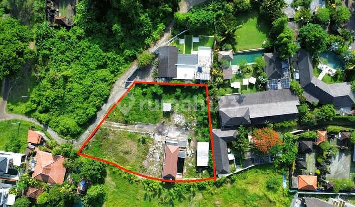 Large Land Only 6 Minutes to Pererenan Canggu Beach