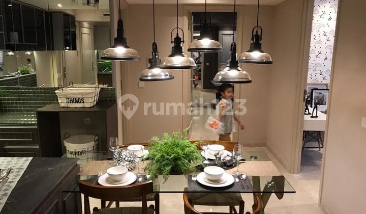 For Sale Rent Luxury Apartment One Icon Surabaya Center - Direct Access to Tunjungan Plaza, Pool View