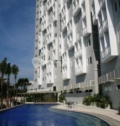 For Rent: UC Apartment Tower Berkeley, Citraland Surabaya. Fully Furnished. Strategic Location.