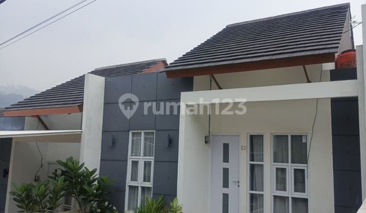 Rumah Sindanglaya One Gate System dengan Dp 0% serta Bebas Biaya Pajak2